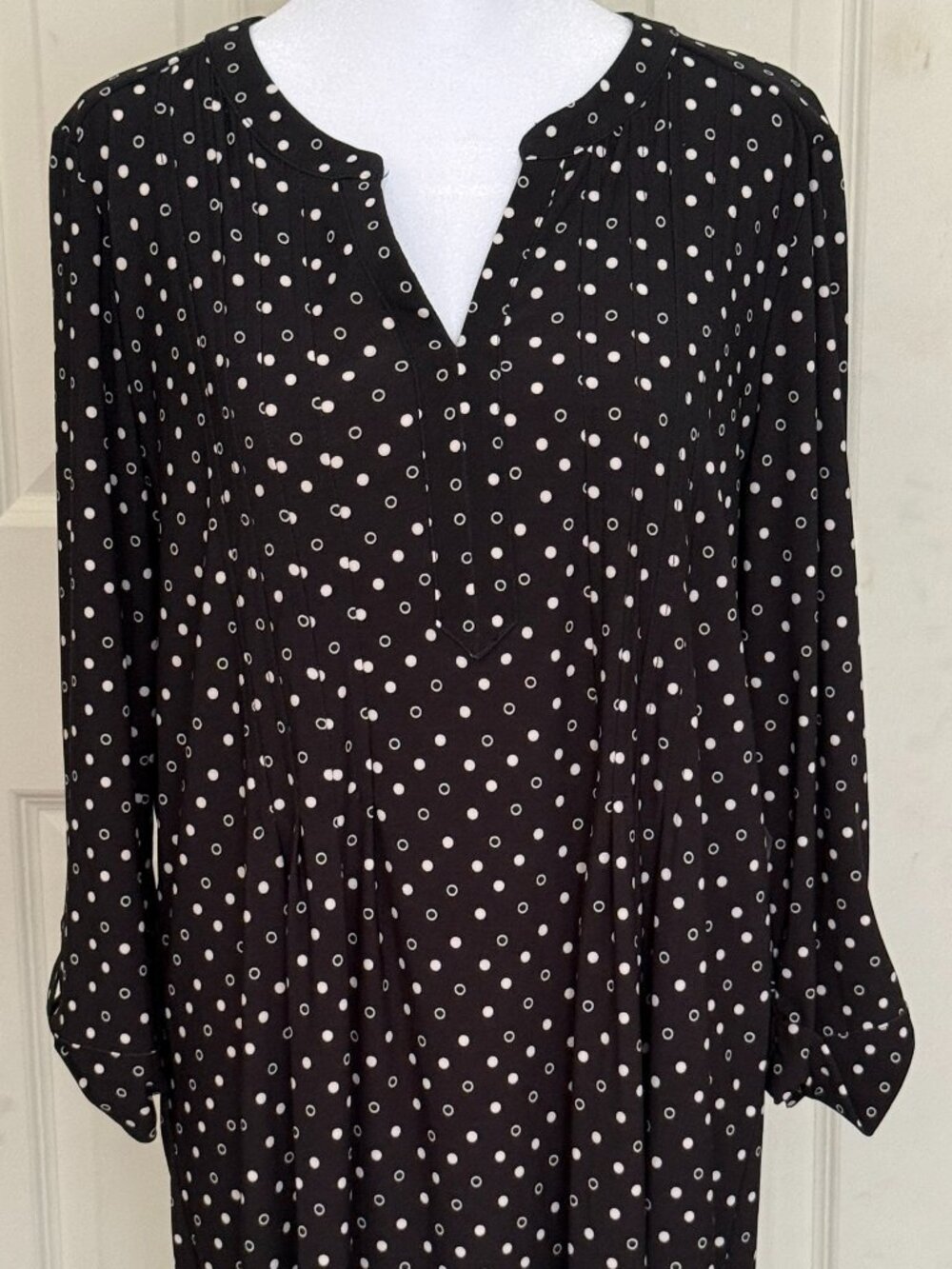 NWT-Women's black w/ white dot design pullover loose fitting dress-Dress Barn L